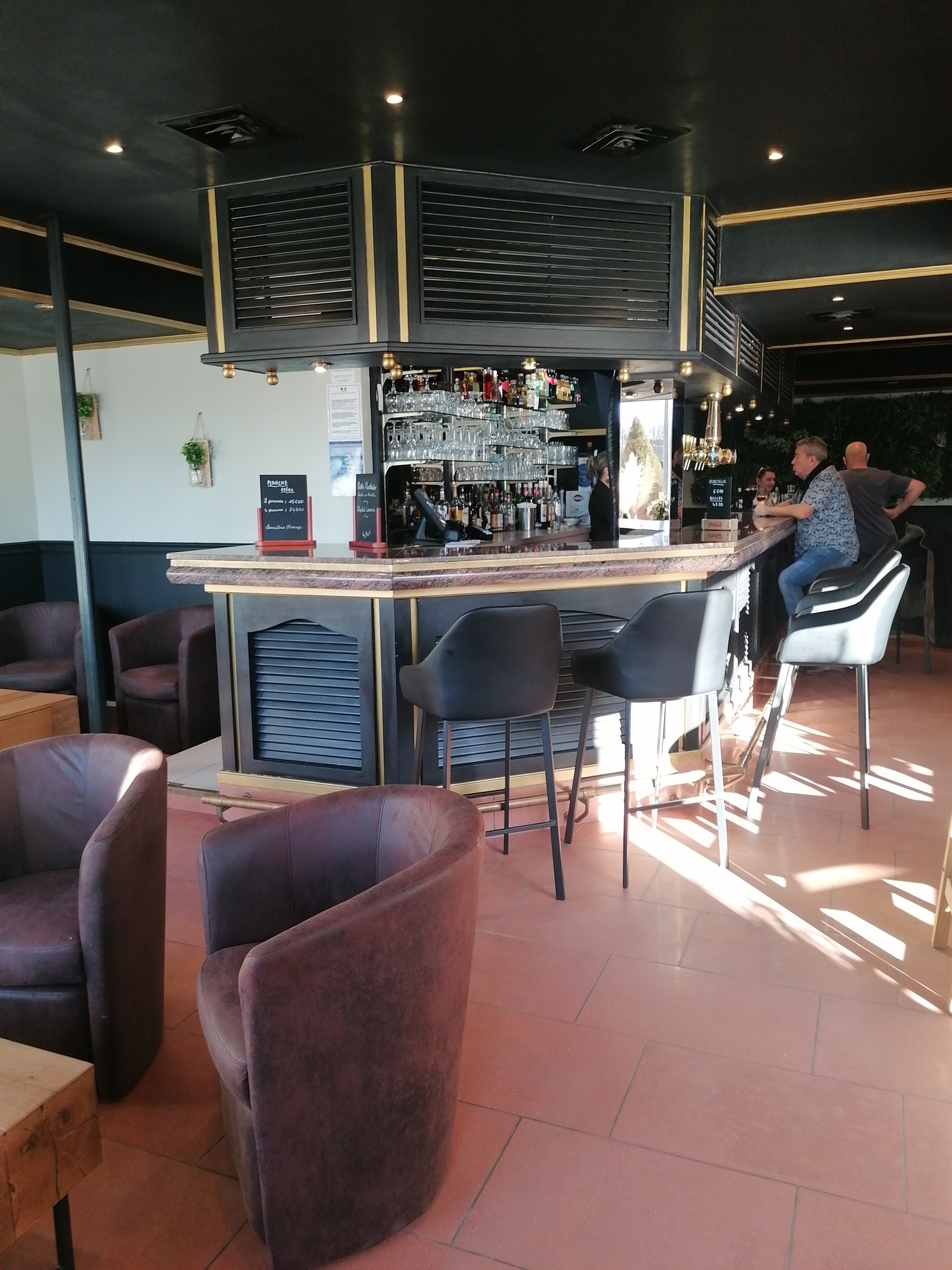 469781821_122186515580187539_7753738038664575207_n